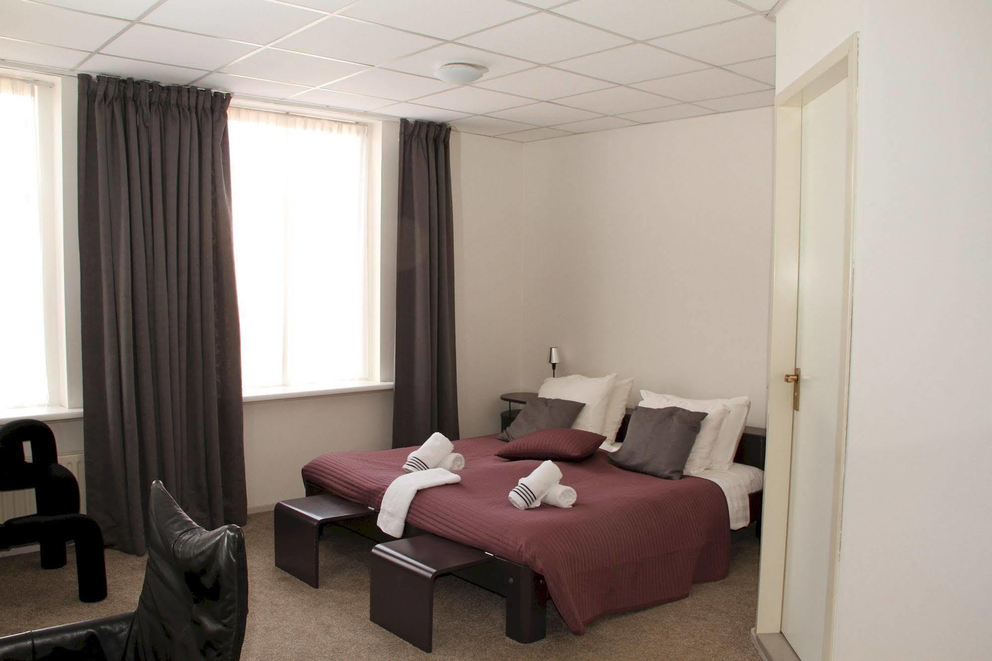 Appartementen Residence De Korenbeurs-Willem4 Kortgene Esterno foto